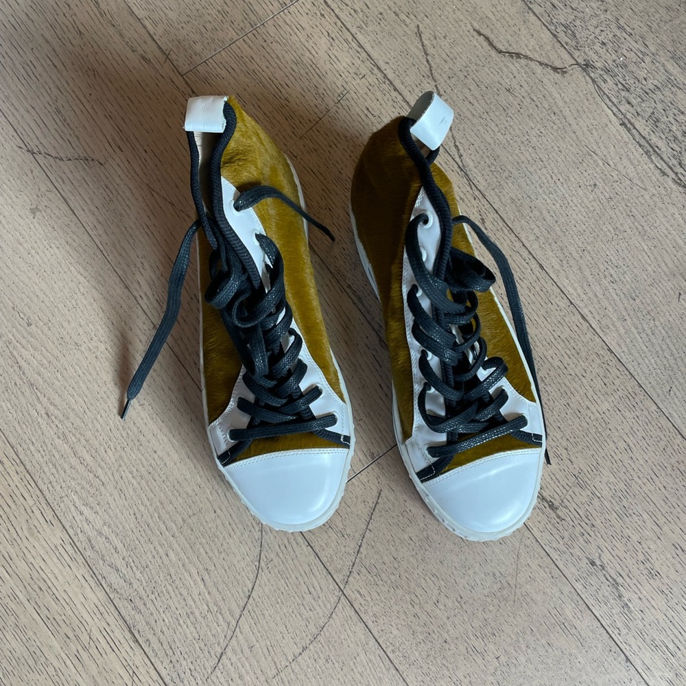 Carven TEXTURED HI-TOP SNEAKERS - Picture 6 of 13